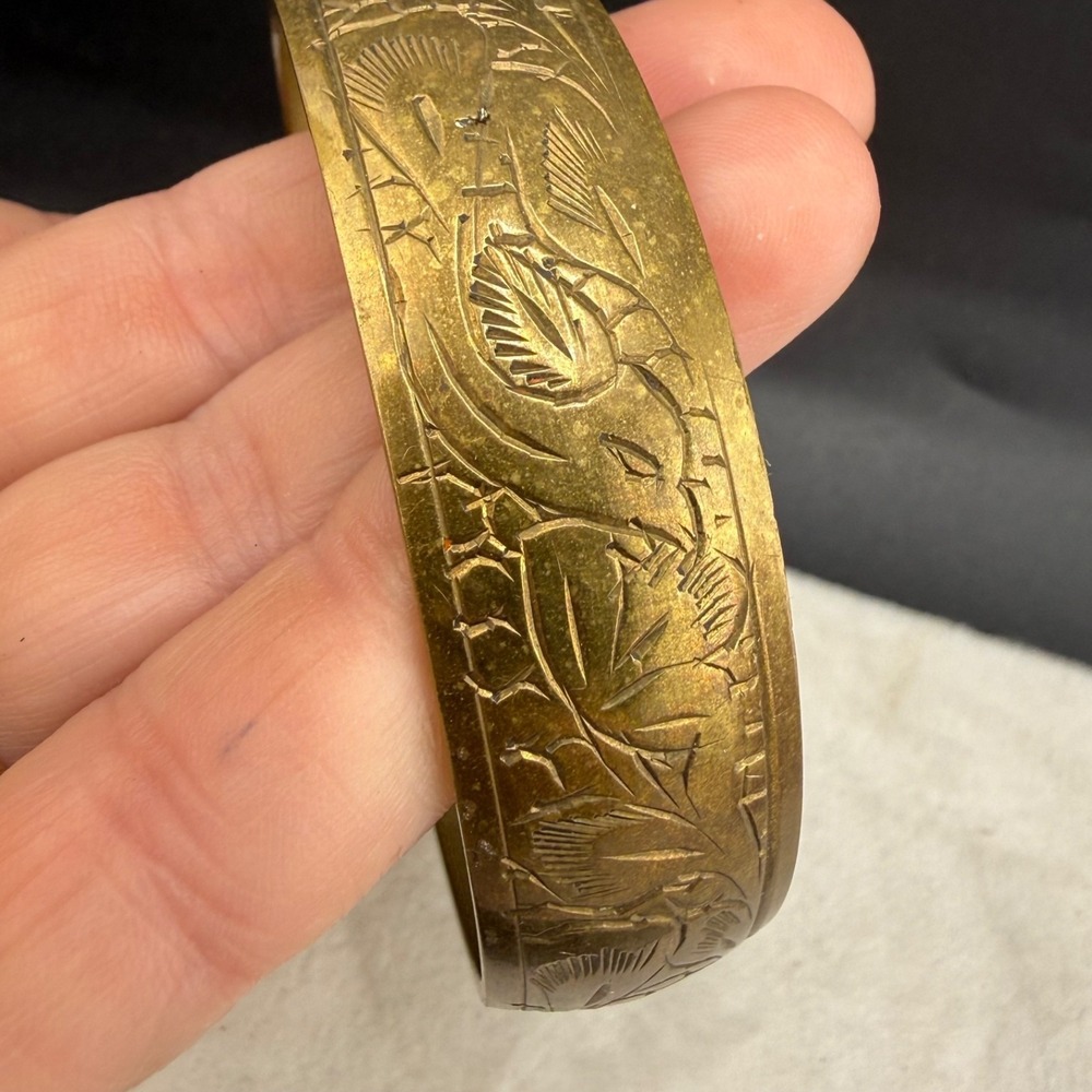 Vintage Brass Bangle Bracelet Bird Flower 8.5" - Picture 7 of 11